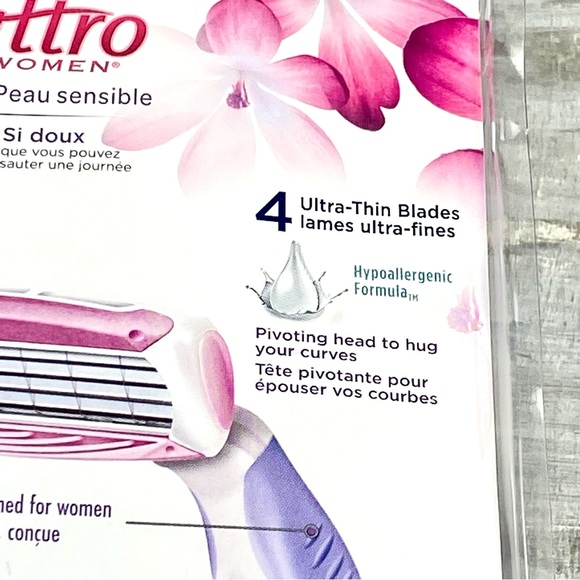 NWT Schick Quattro Sensitive Skin Razors 3-Count 4-Blade Disposable Shave 3 Pack - Picture 7 of 9